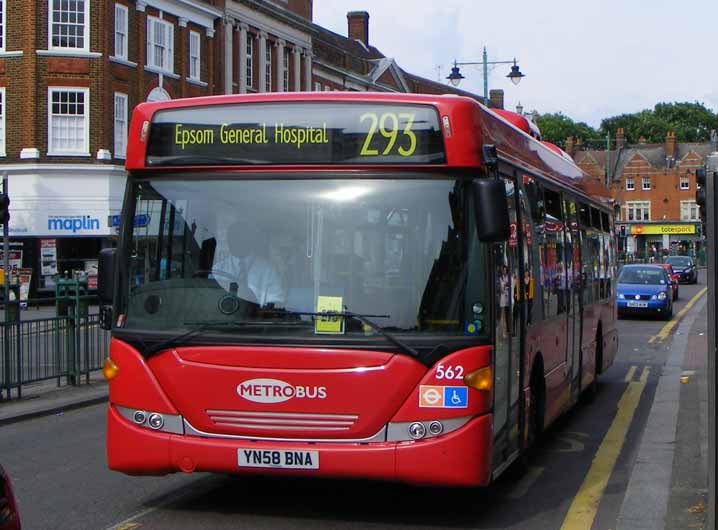 Metrobus Scania Omnicity 562